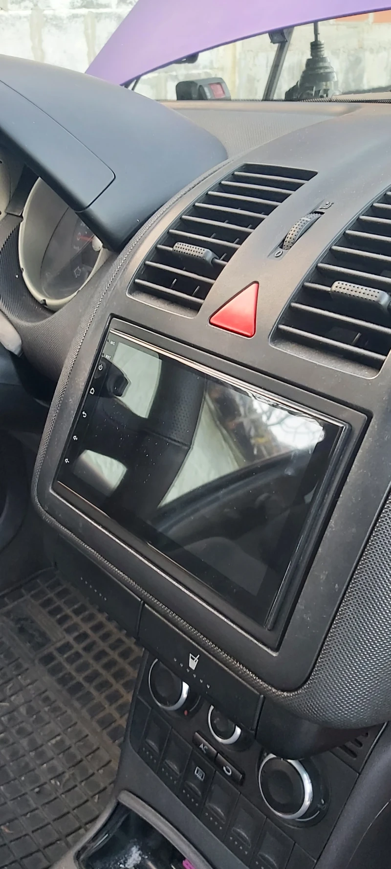 VW Polo 1.4 GTI 101hp., снимка 11 - Автомобили и джипове - 52678123