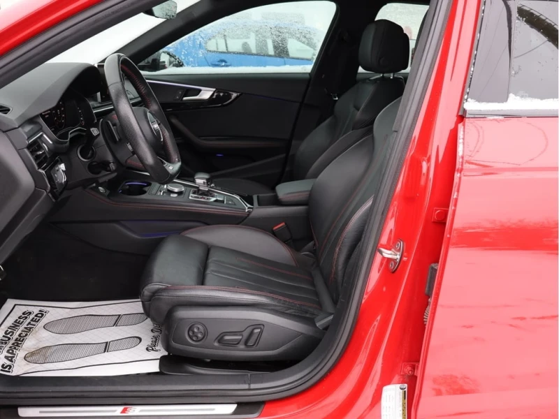 Audi A4 * TECH S LINE AWD CERTIFIED * AUDI MAINTAIN* CAMER, снимка 13 - Автомобили и джипове - 52842961