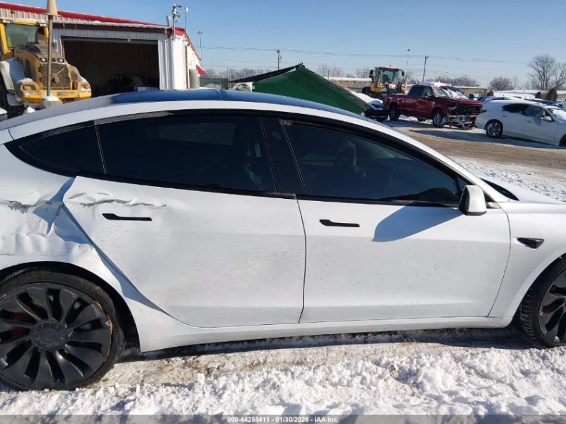 Tesla Model 3 ELECTRIC All Wheel Drive, снимка 5 - Автомобили и джипове - 53500804