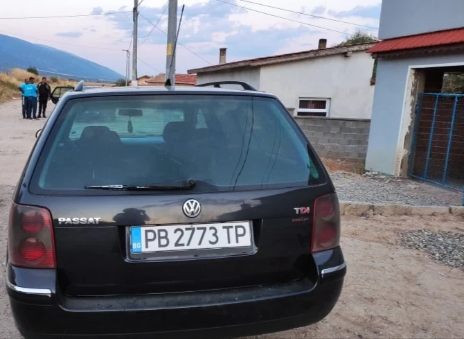 VW Passat Variant, снимка 5 - Автомобили и джипове - 53610612