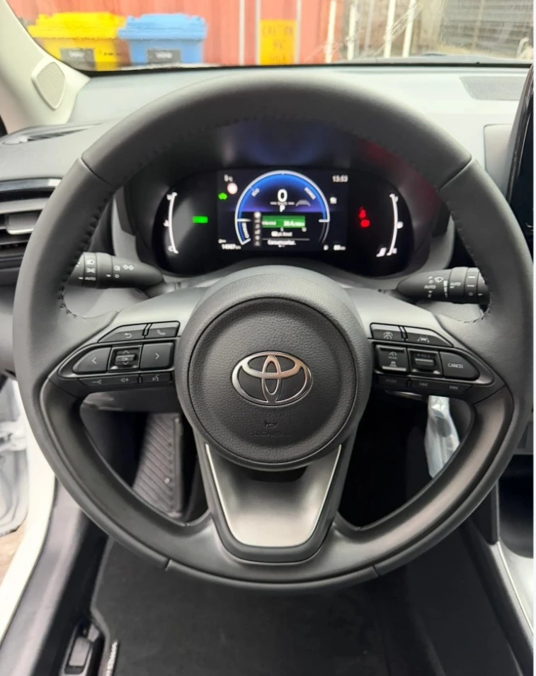 Toyota Yaris Cross 1.5 HYBRID 116hp. ДЕМОНСТРАЦИОНЕН/ГАРАНЦИЯ/лизинг, снимка 9 - Автомобили и джипове - 55594460