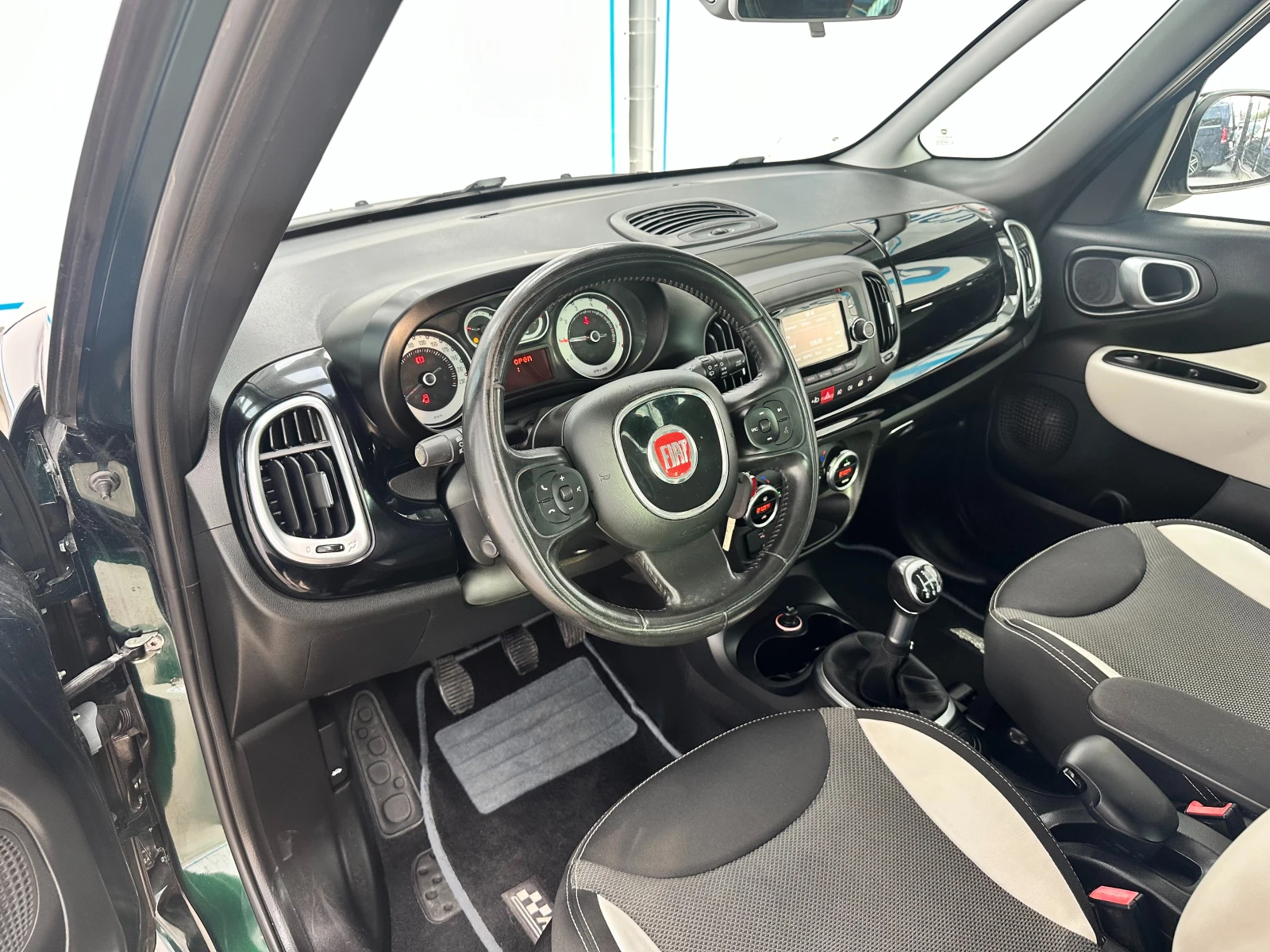 Fiat 500L 1.3Mjet 84k.c E5B - изображение 7