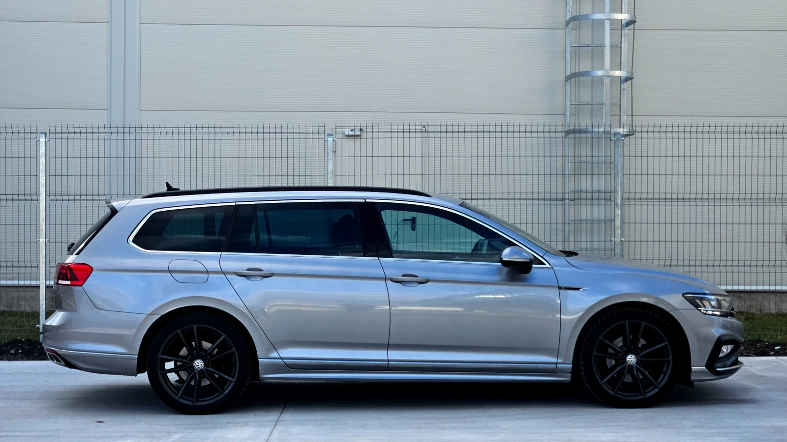 VW Passat 200кс, 3-Rline, AmbientLight, Камера, Matrix  - изображение 8