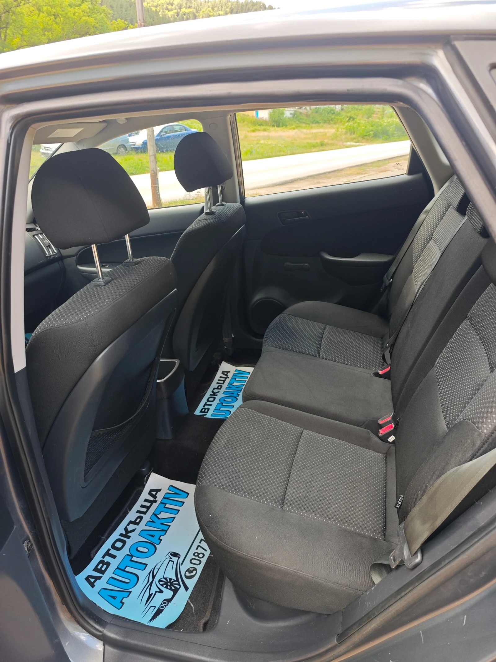 Hyundai I30 1.4I НОВИЯТ ФЕЙС - изображение 9