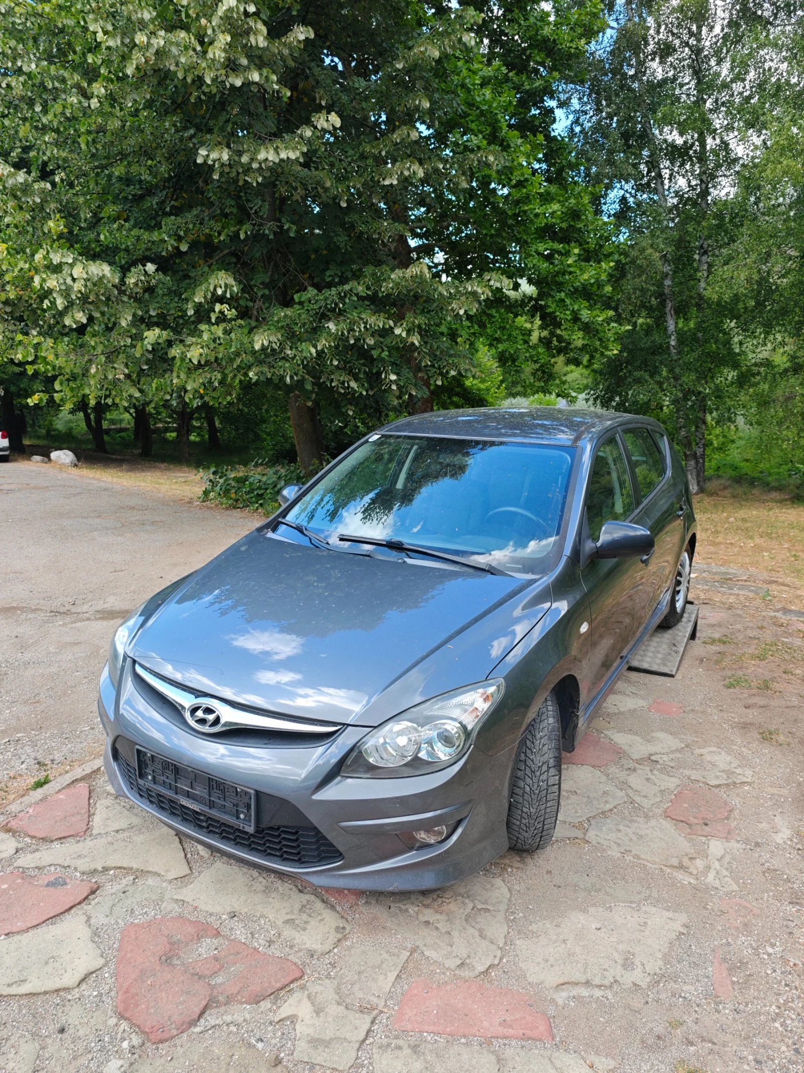 Hyundai I30 1.4I НОВИЯТ ФЕЙС - изображение 3