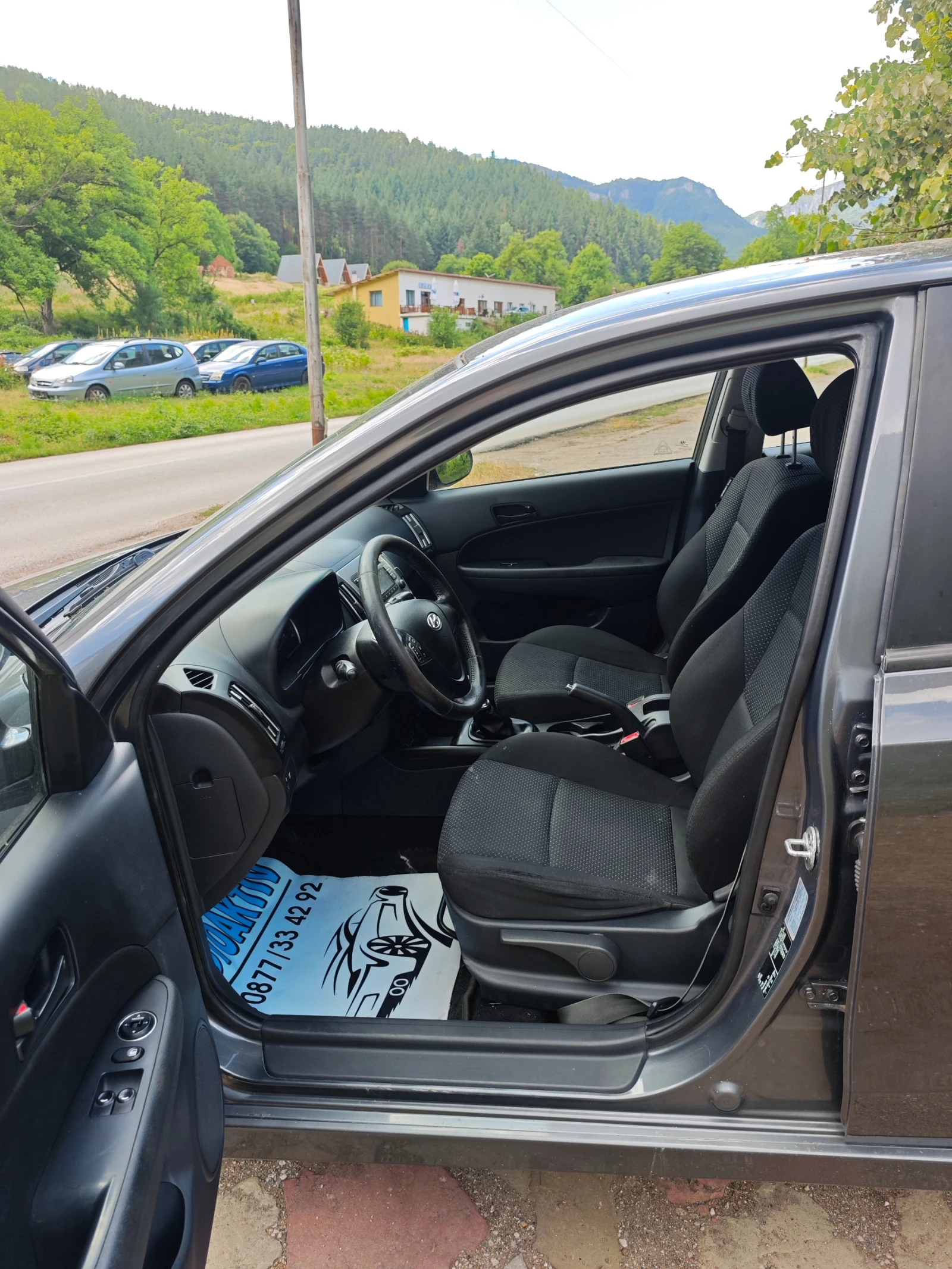 Hyundai I30 1.4I НОВИЯТ ФЕЙС - изображение 7