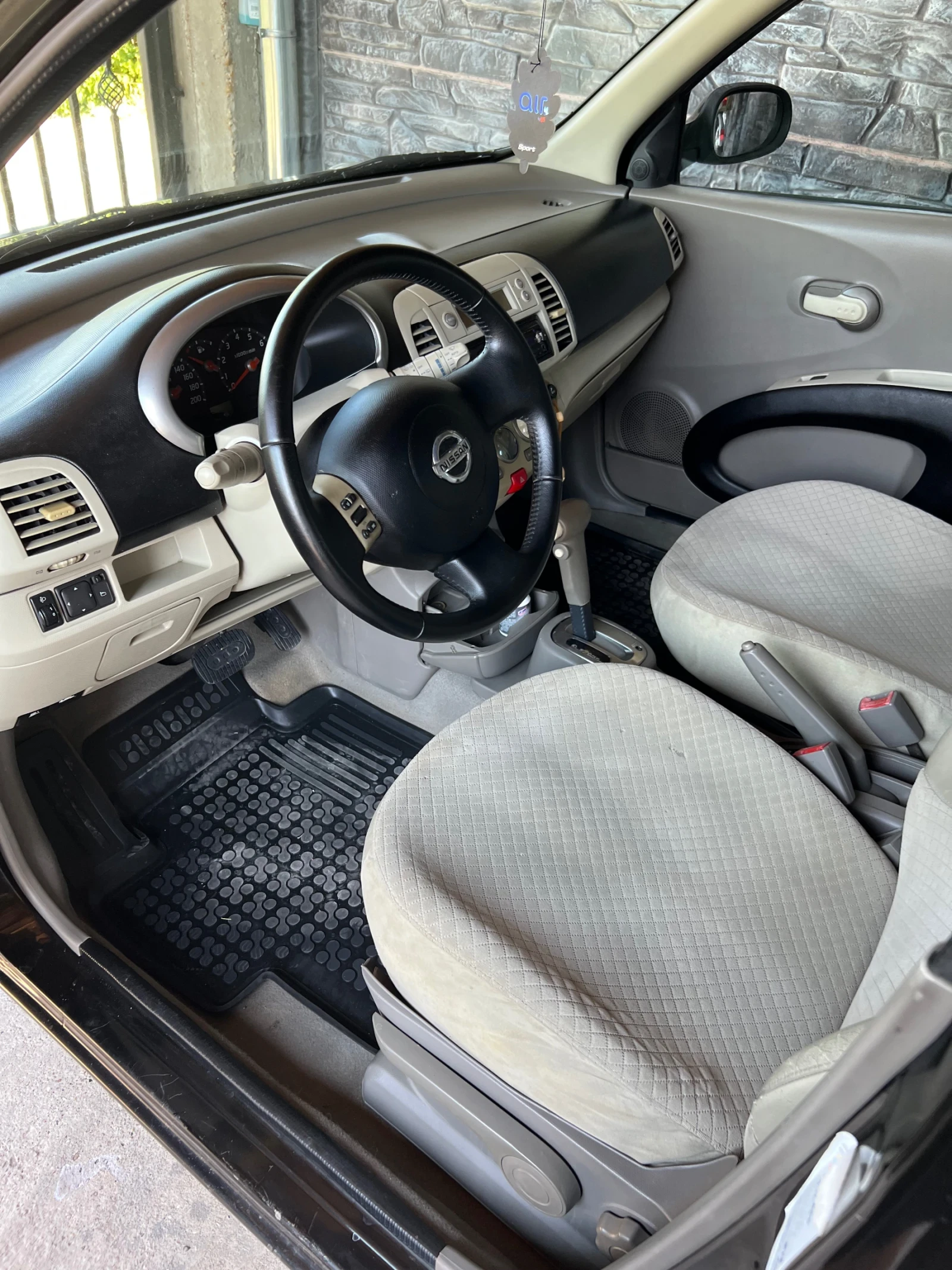 Nissan Micra  - изображение 6