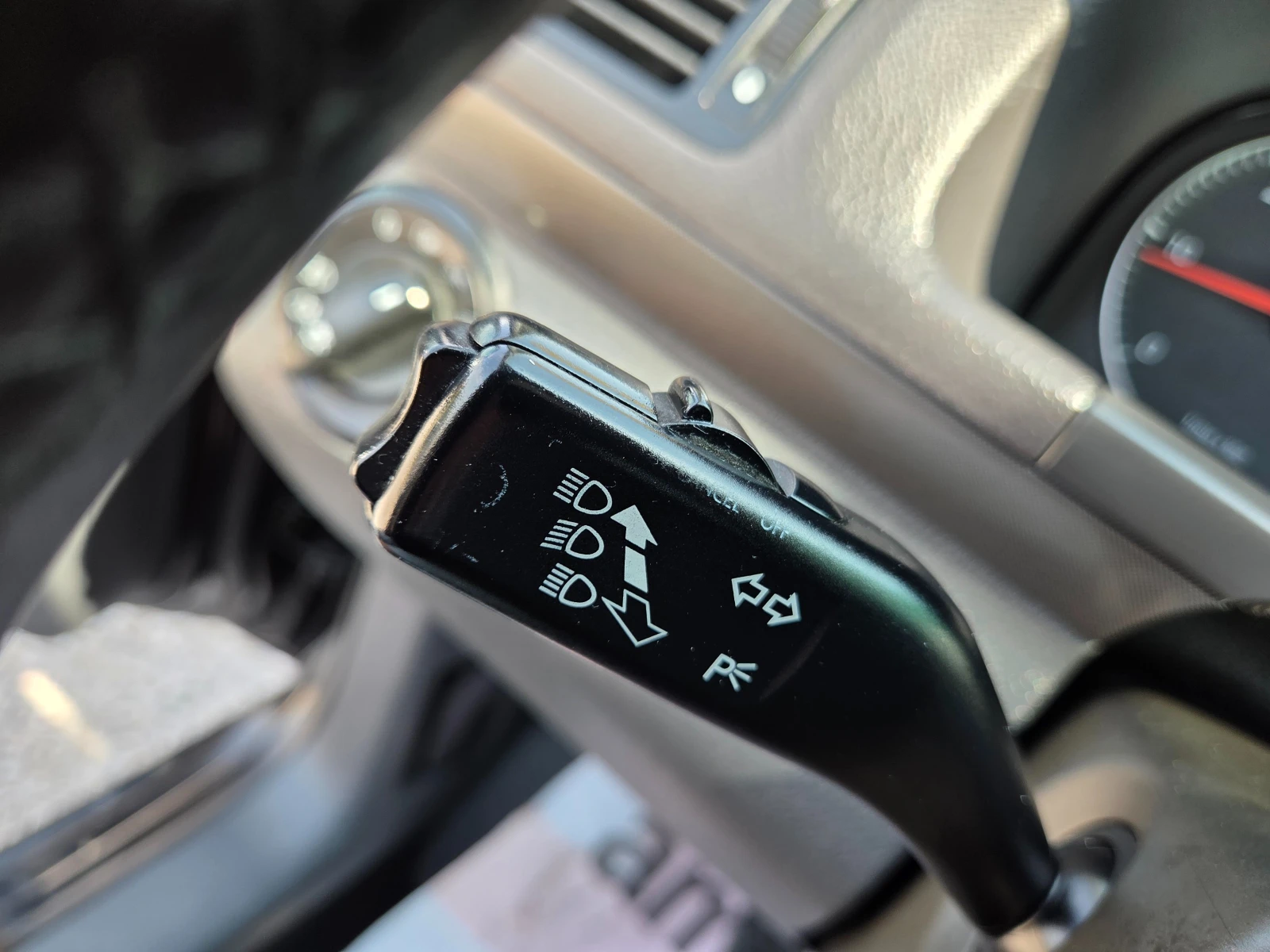 VW Touran 1.9TDI 7 | Mobile.bg   11