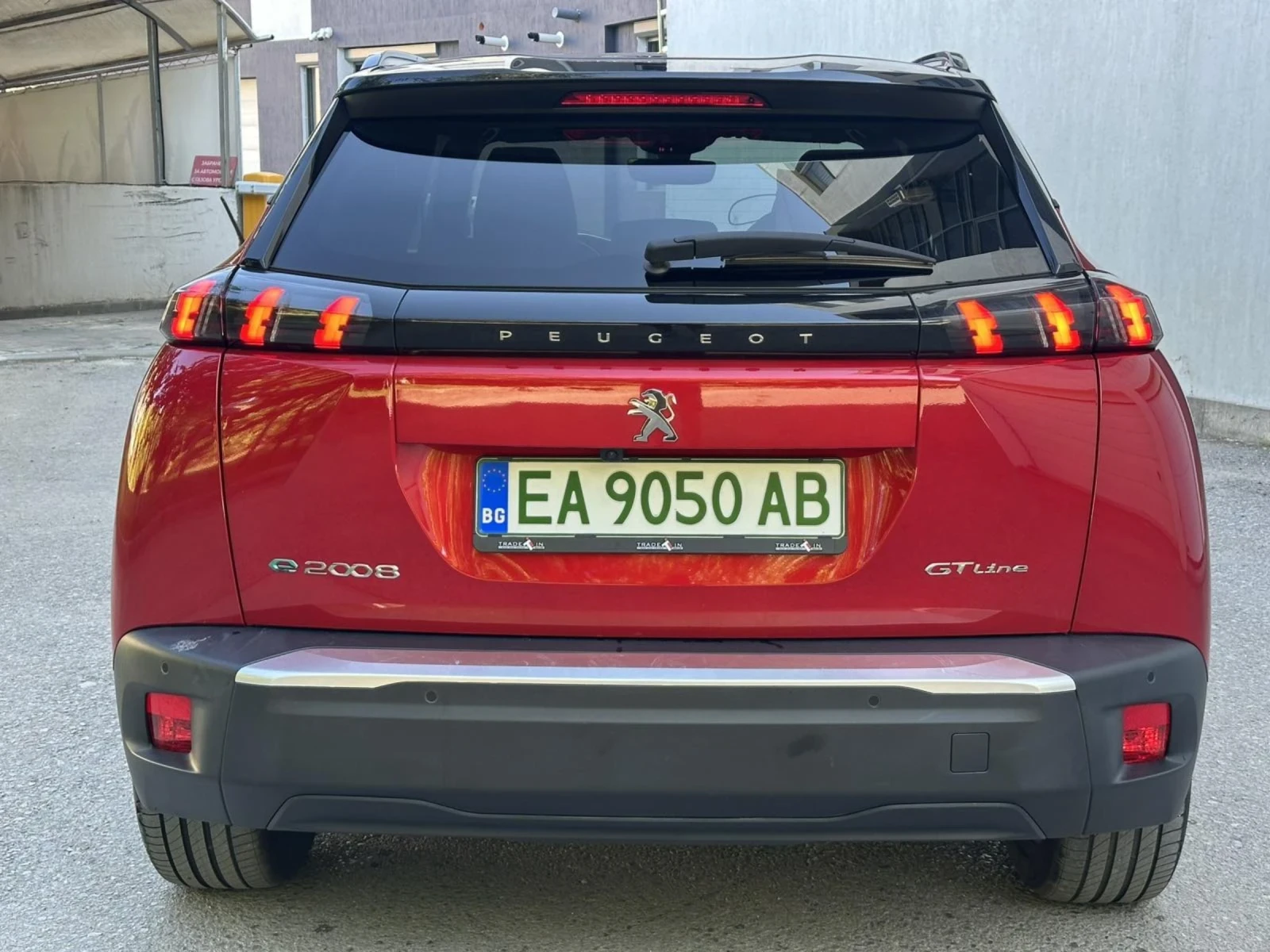 Peugeot 2008 Е / GT LINE / 11KW CHARGER / CCS / ПОДГРЕВ  - изображение 6