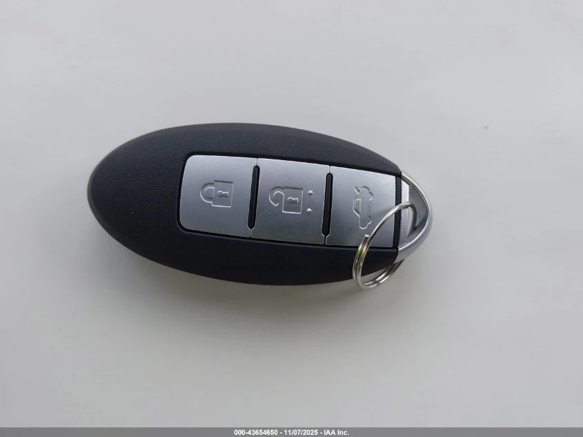 Nissan Teana 5.6L V-8 DI, DOHC, VVT, 390HP 4X2 Drive | Mobile.bg   3