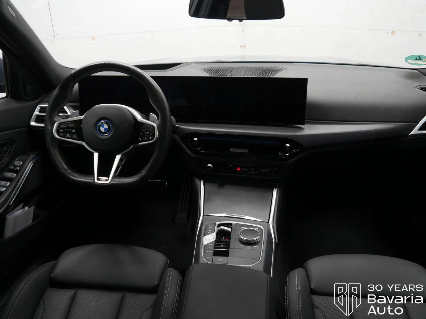 BMW 330 e xDrive Touring M Sport Paket Sportautomatic | Mobile.bg   6
