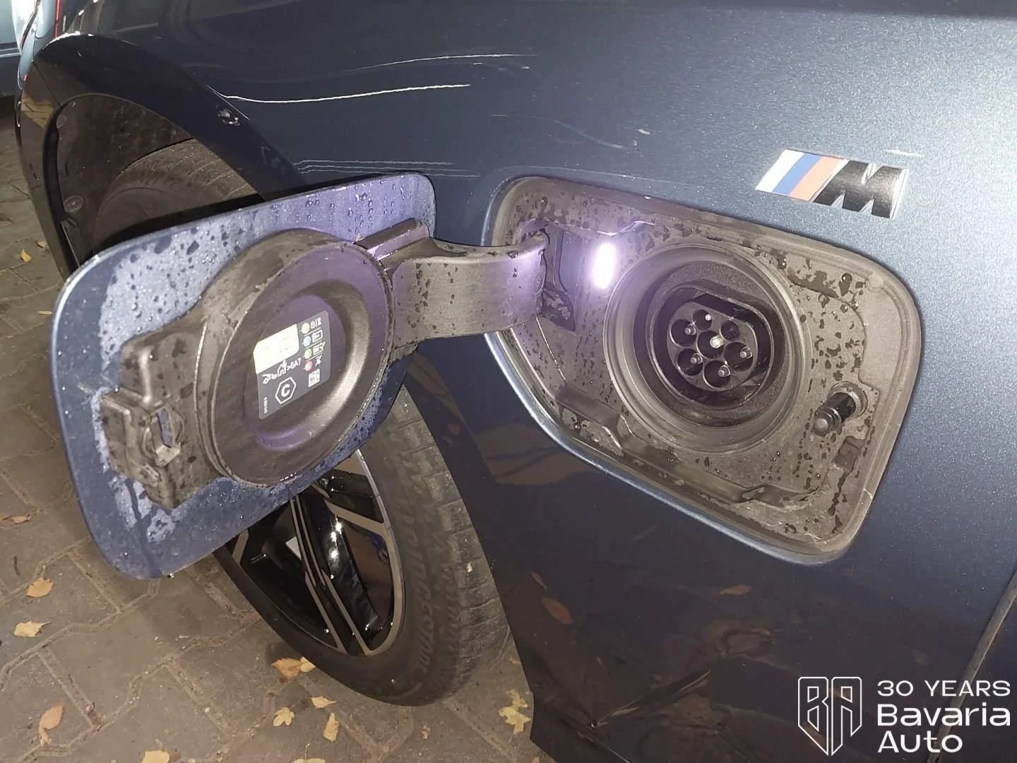 BMW 330 e xDrive Touring M Sport Paket Sportautomatic | Mobile.bg   14