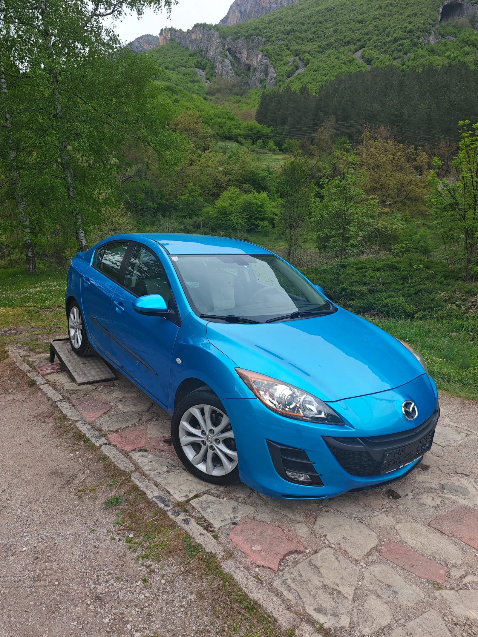 Mazda 3 2.2ТДИ Н.ФЕЙС