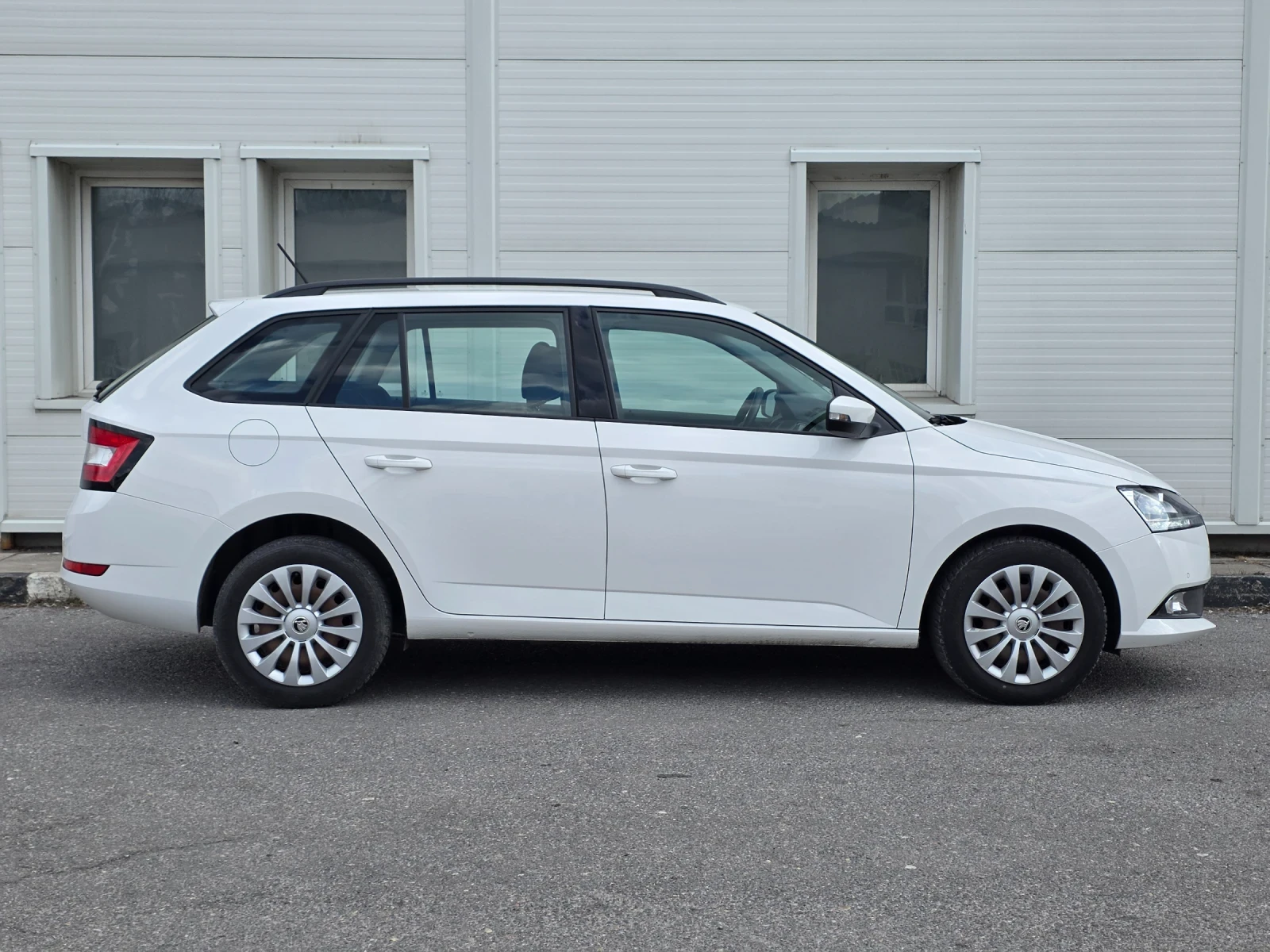 Skoda Fabia Selection 1.0 TSI Face от България* , снимка 5 - Автомобили и джипове - 53987243
