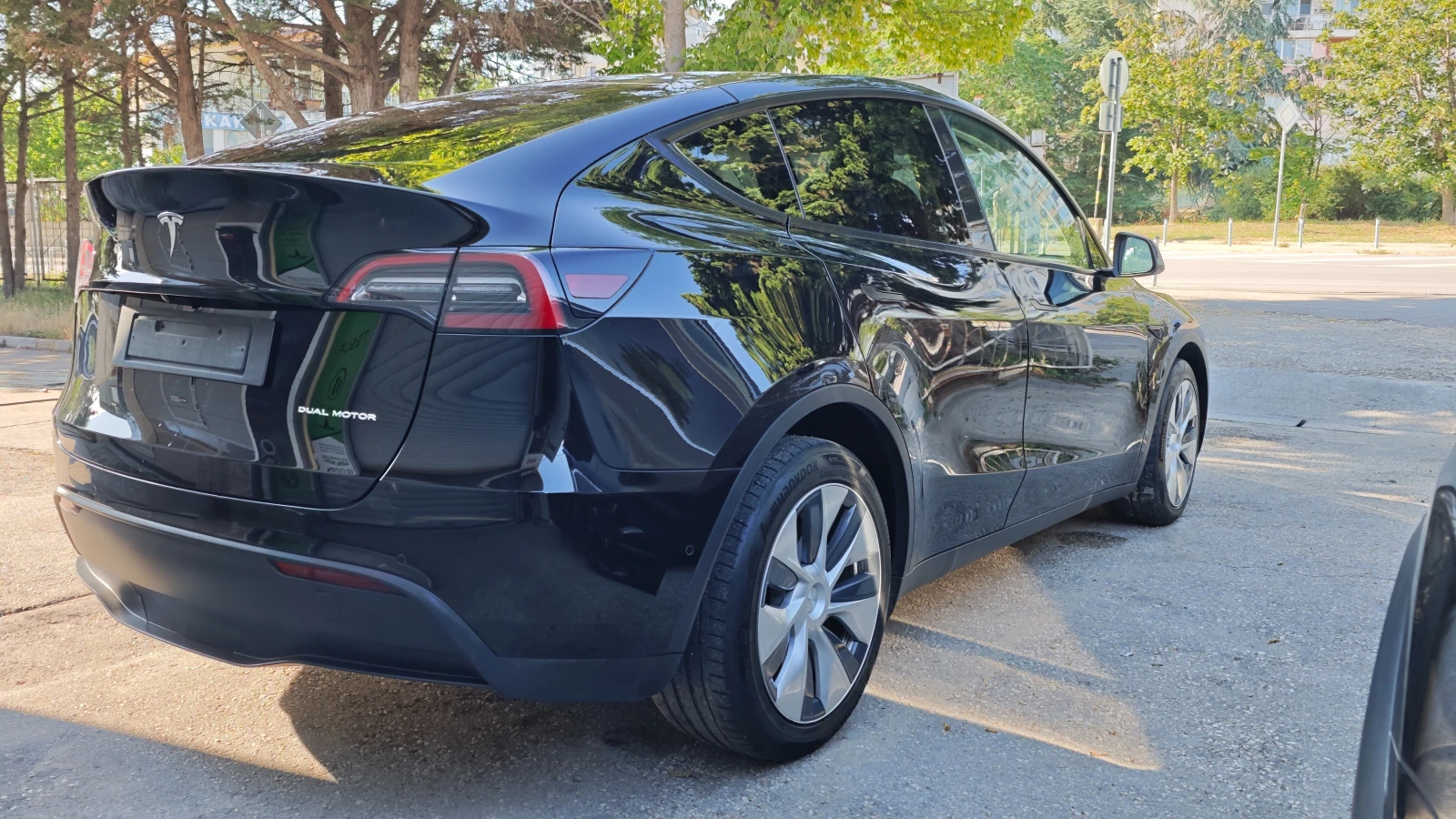 Tesla Model Y Long Range AWD, снимка 7 - Автомобили и джипове - 54700851