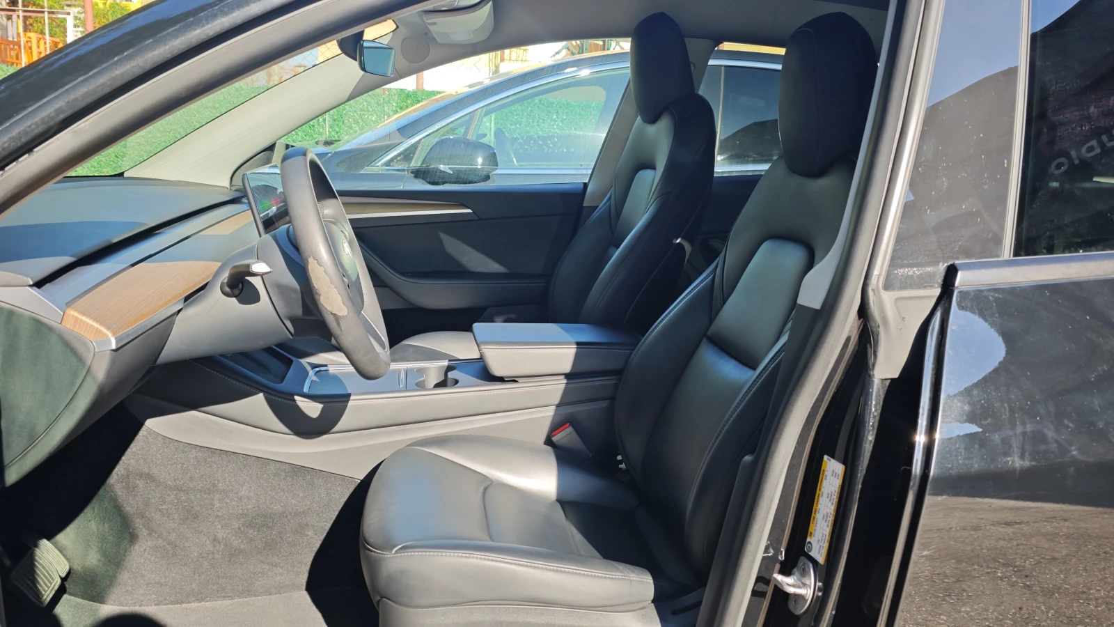 Tesla Model Y Long Range AWD, снимка 11 - Автомобили и джипове - 54700851