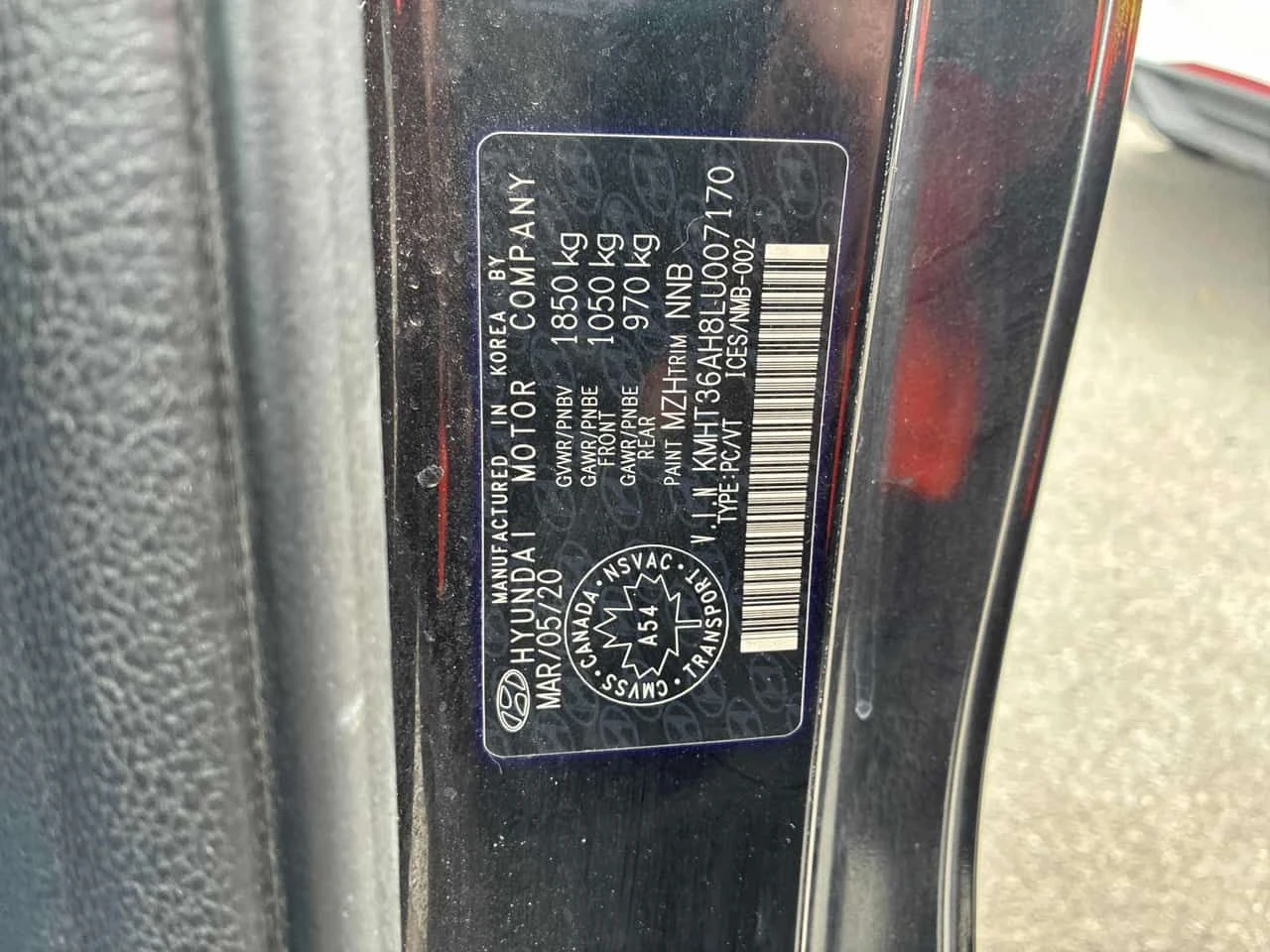 Hyundai Veloster  * Manual * АВТОКРЕДИТ БЕЗ ПЪРВОНАЧАЛНА ВНОСКА* , снимка 11 - Автомобили и джипове - 54722180