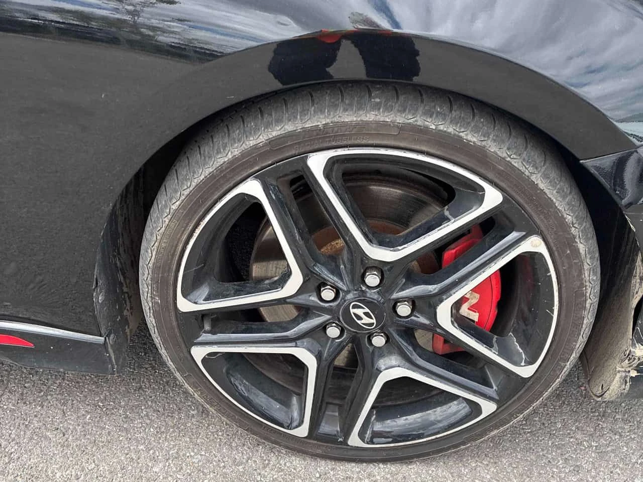Hyundai Veloster  * Manual * АВТОКРЕДИТ БЕЗ ПЪРВОНАЧАЛНА ВНОСКА* , снимка 7 - Автомобили и джипове - 54722180