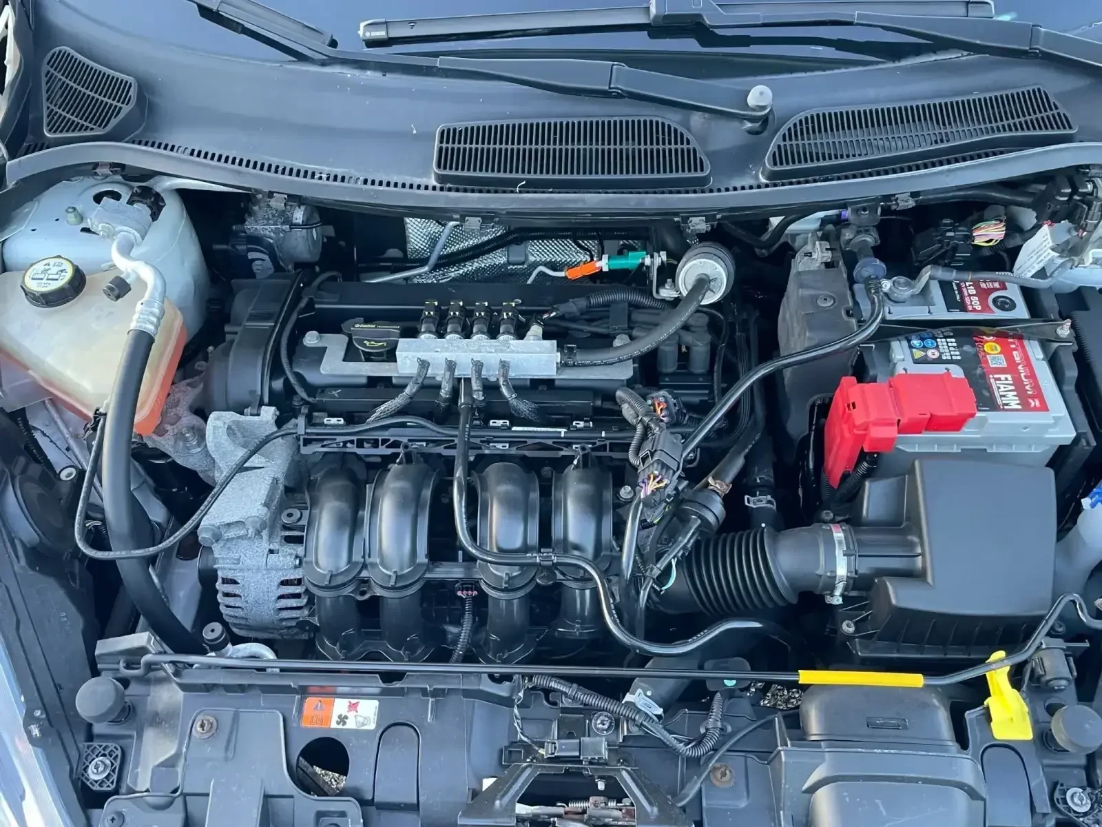 Ford Fiesta ГАЗОВ ИНЖЕКЦ.ИТАЛИЯ , снимка 16 - Автомобили и джипове - 54782117