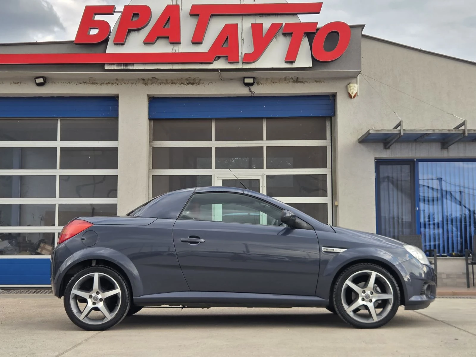 Opel Tigra 1.4 БЕНЗИН/CABRIOLET, снимка 5 - Автомобили и джипове - 55156916