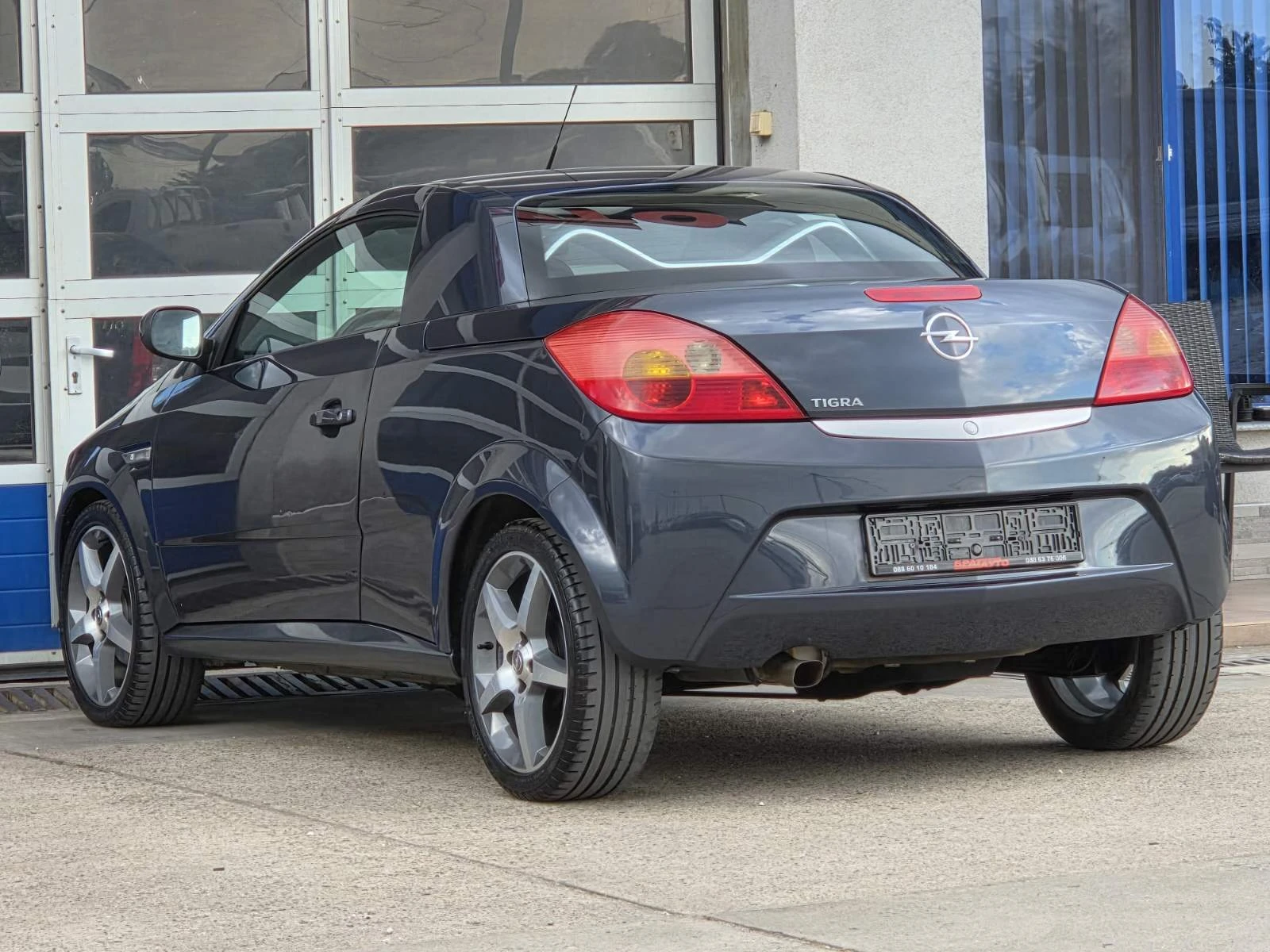 Opel Tigra 1.4 БЕНЗИН/CABRIOLET, снимка 4 - Автомобили и джипове - 55156916