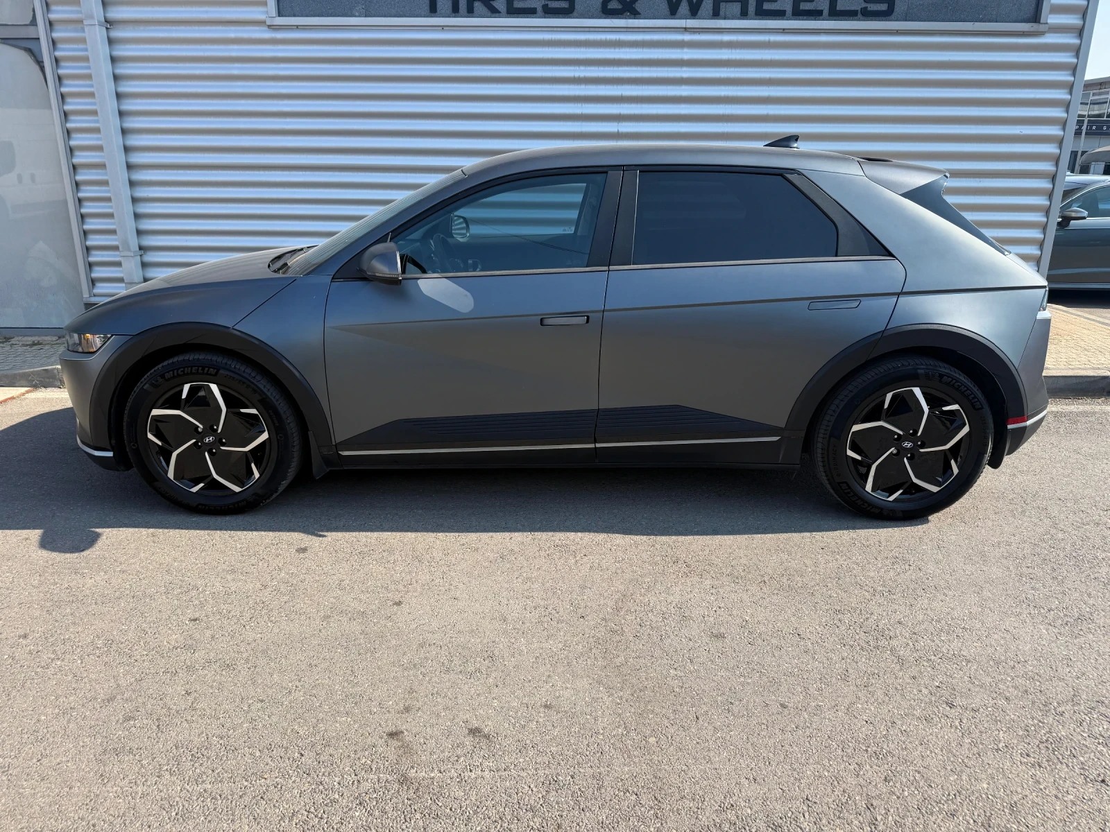 Hyundai Ioniq 5 4WD+ HTRAC+ ����������+ Car Play+ Bluelink+ ������ | Mobile.bg � ����������� 2