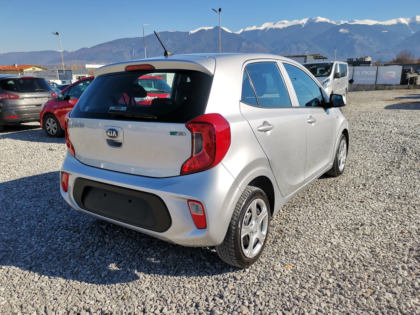 Kia Picanto 1.0i ГАЗ / Реални КМ / 1 СОБСТВЕНИК / БЕЗ РЪЖДА, снимка 4 - Автомобили и джипове - 55492772