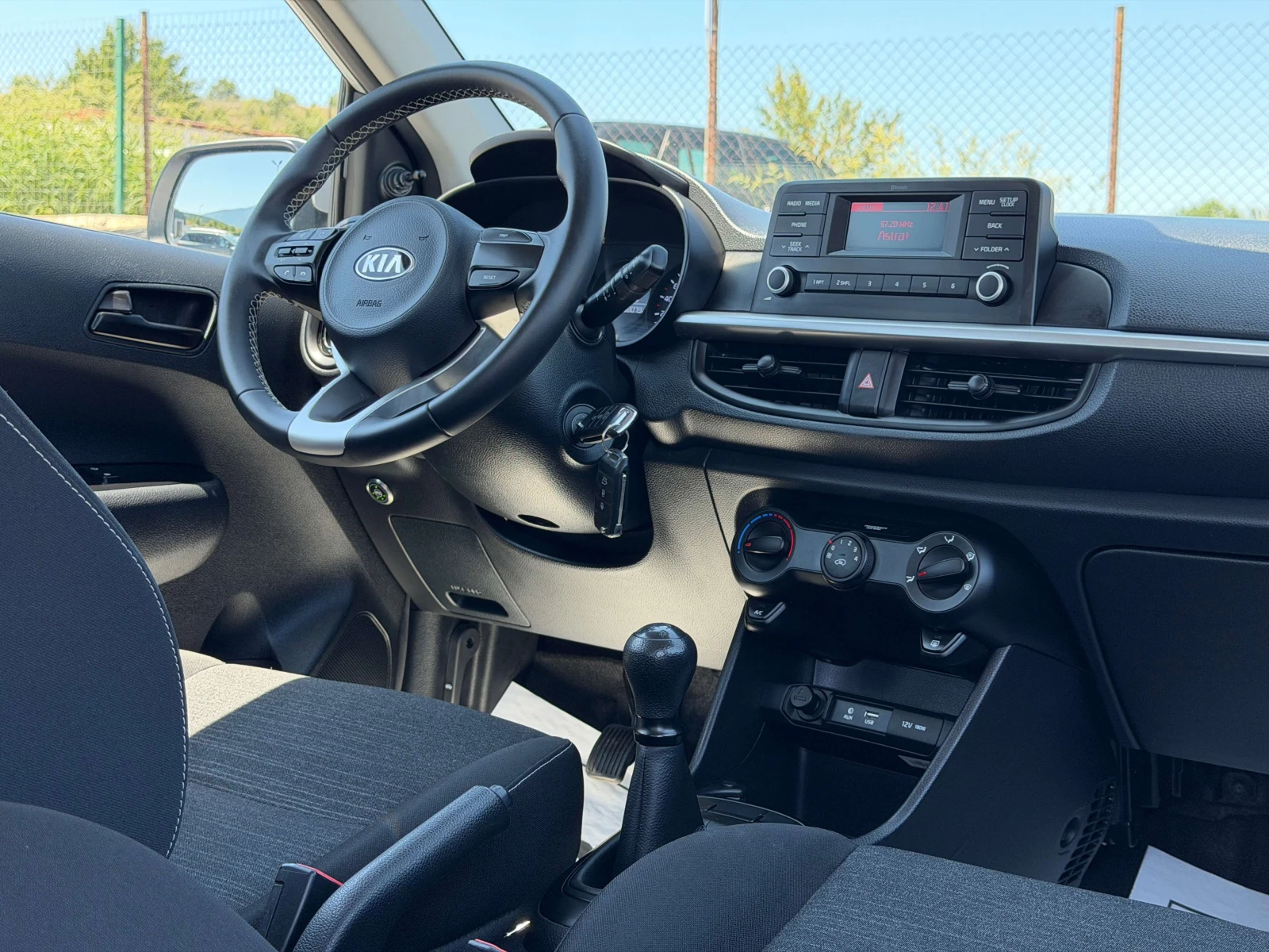 Kia Picanto 1.0i ГАЗ / Реални КМ / 1 СОБСТВЕНИК / БЕЗ РЪЖДА, снимка 14 - Автомобили и джипове - 55492772