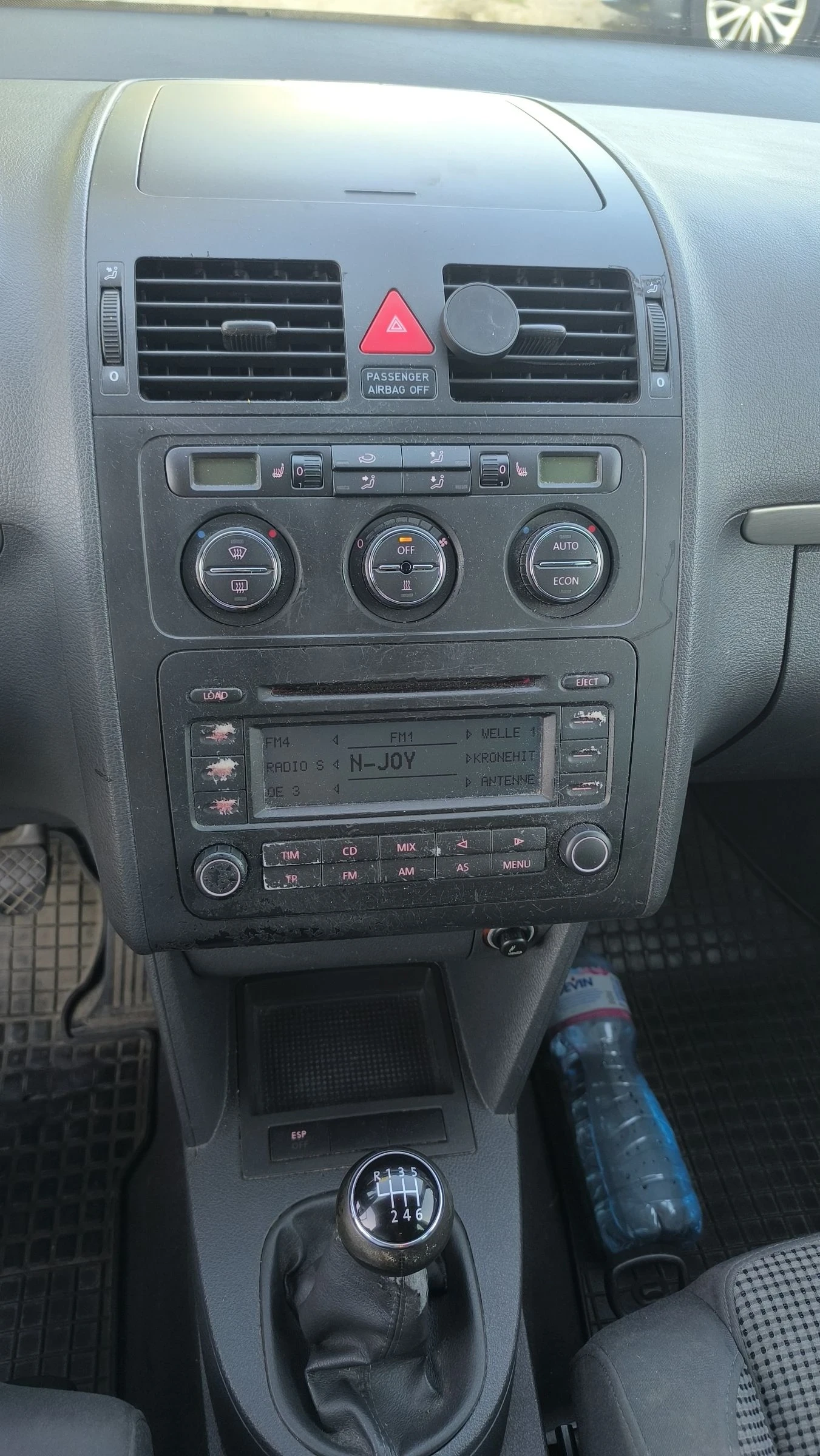 VW Touran TDI 6sk., снимка 11 - Автомобили и джипове - 55494676