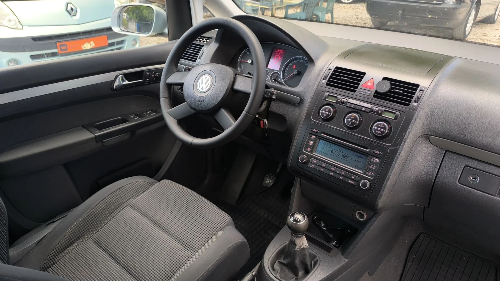 VW Touran TDI 6sk.High Line, снимка 7 - Автомобили и джипове - 55494676