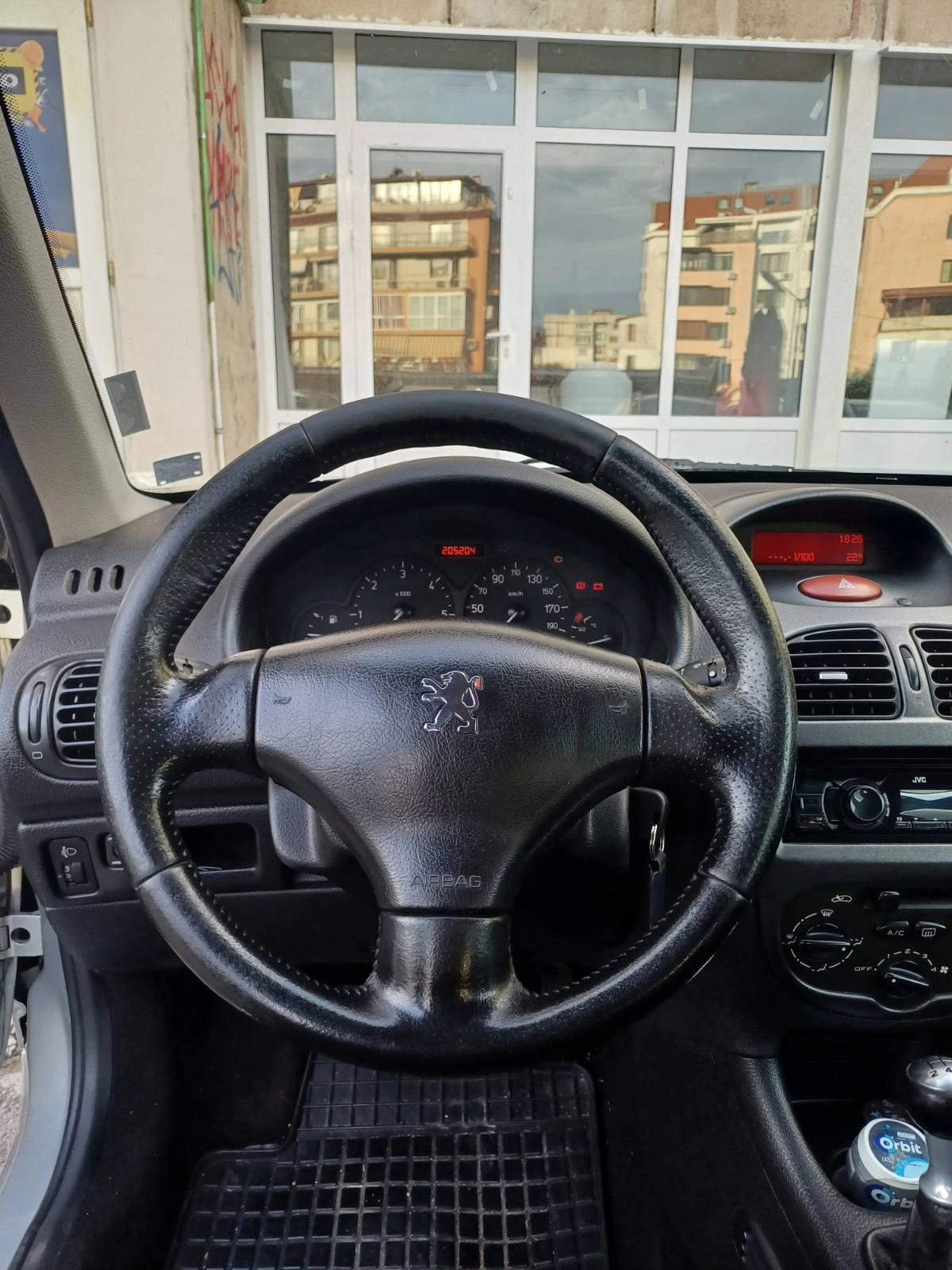 Peugeot 206 2.0 HDI XS, снимка 10 - Автомобили и джипове - 55561641