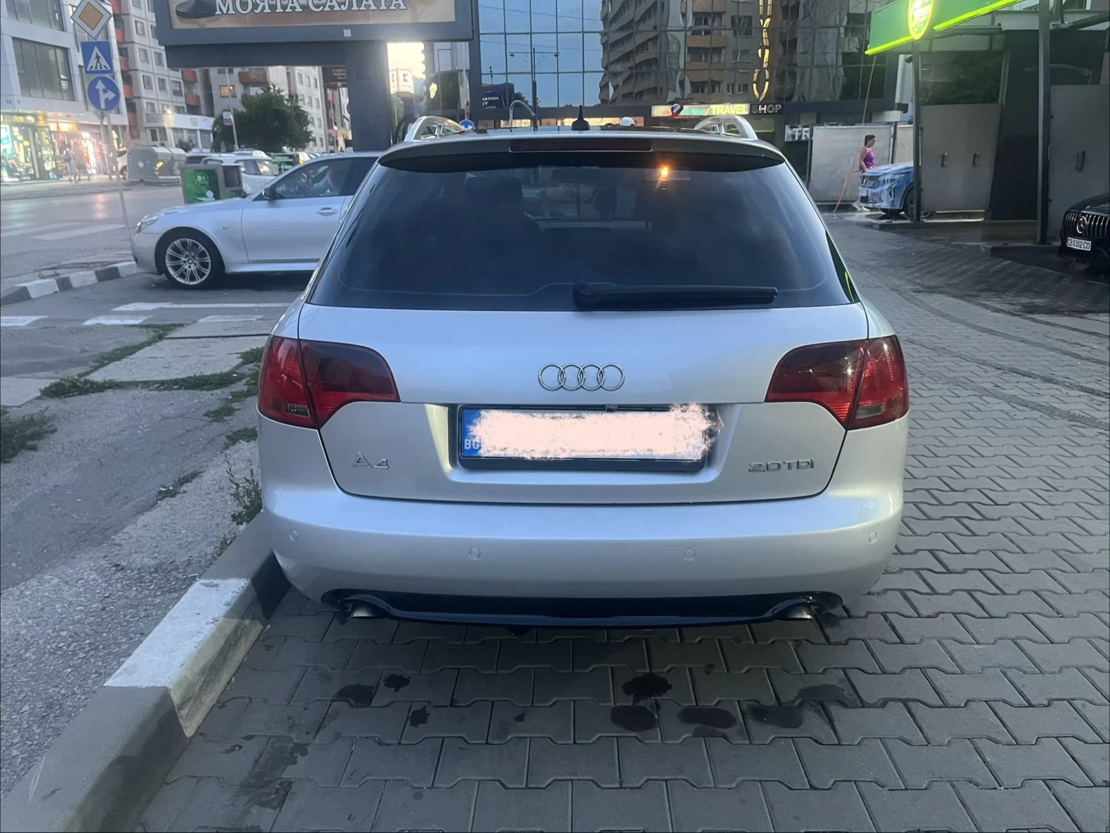 Audi A4 2.0 TDI Sline, снимка 4 - Автомобили и джипове - 56075461