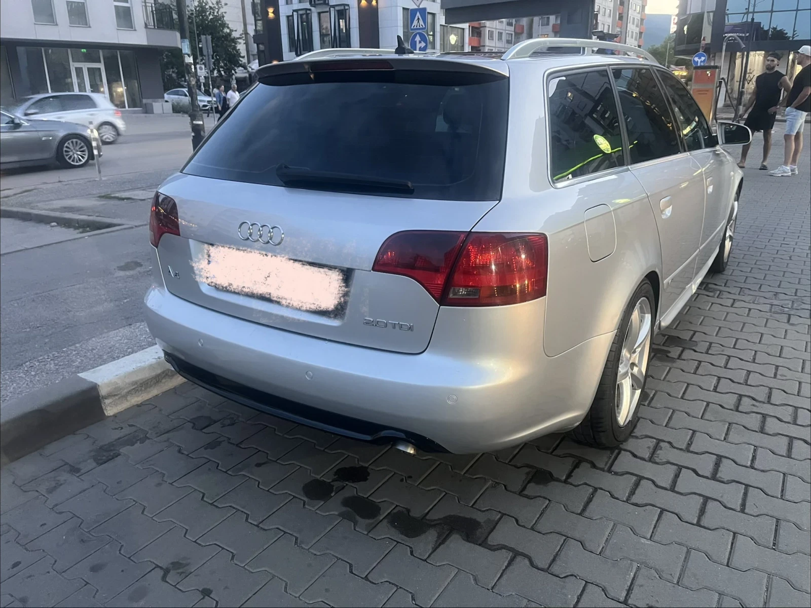 Audi A4 2.0 TDI Sline, снимка 5 - Автомобили и джипове - 56075461