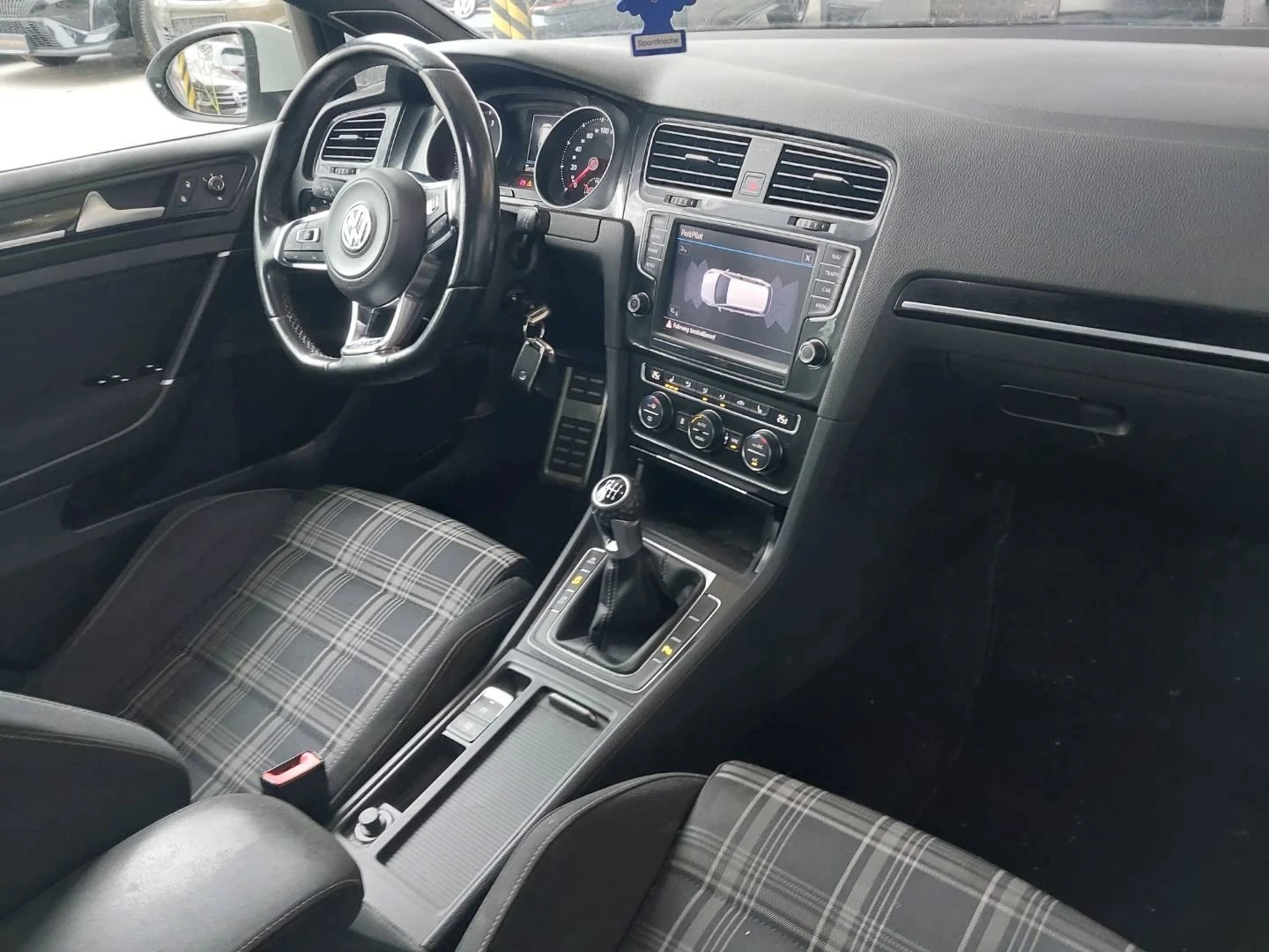 VW Golf GTD, снимка 5 - Автомобили и джипове - 56619083
