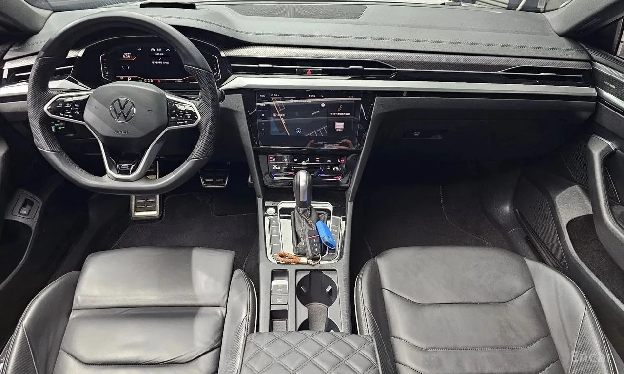 VW Arteon * 2.0 TDI R LIINE 4Motion * , снимка 7 - Автомобили и джипове - 56726730