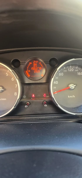 Nissan Qashqai Qashqai + 2 2000 кубика газов инжекцион , снимка 14