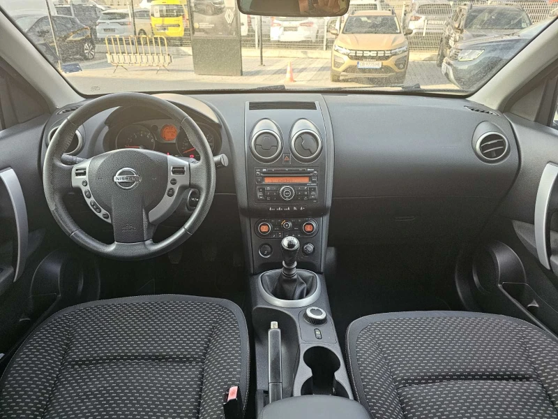 Nissan Qashqai  2.0i (141 кс) 4x4 , снимка 7 - Автомобили и джипове - 51221211