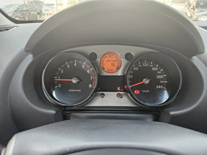 Nissan Qashqai  2.0i (141 кс) 4x4 , снимка 8 - Автомобили и джипове - 51221211