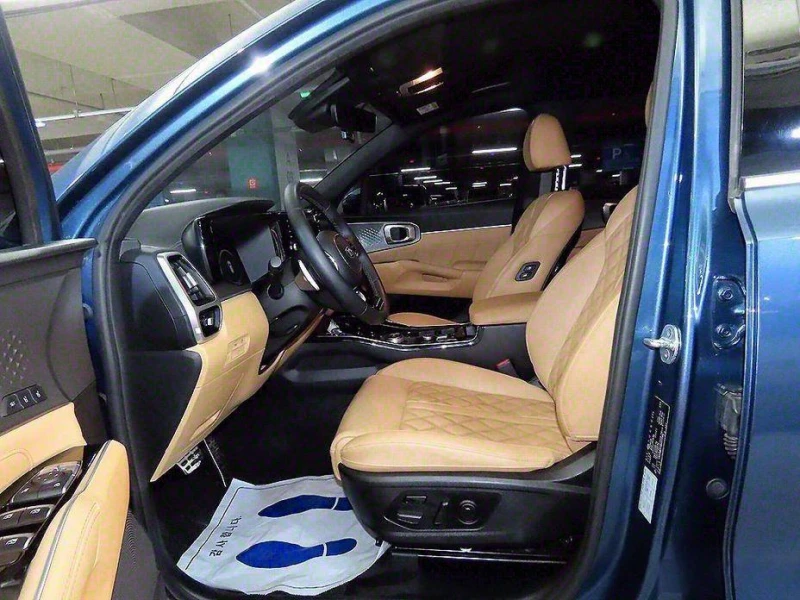 Kia Sorento Gasoline 2.5T 4WD Signature, снимка 6 - Автомобили и джипове - 52108739