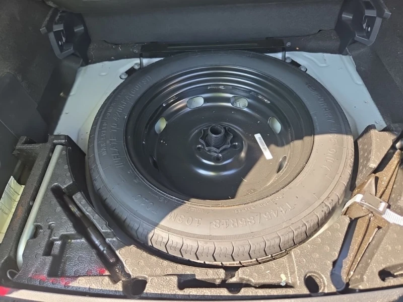 VW Tiguan * UNITED * CARFAX * БЕЗ ПЪРВОНАЧАЛНА ВНОСКА, снимка 15 - Автомобили и джипове - 52800993