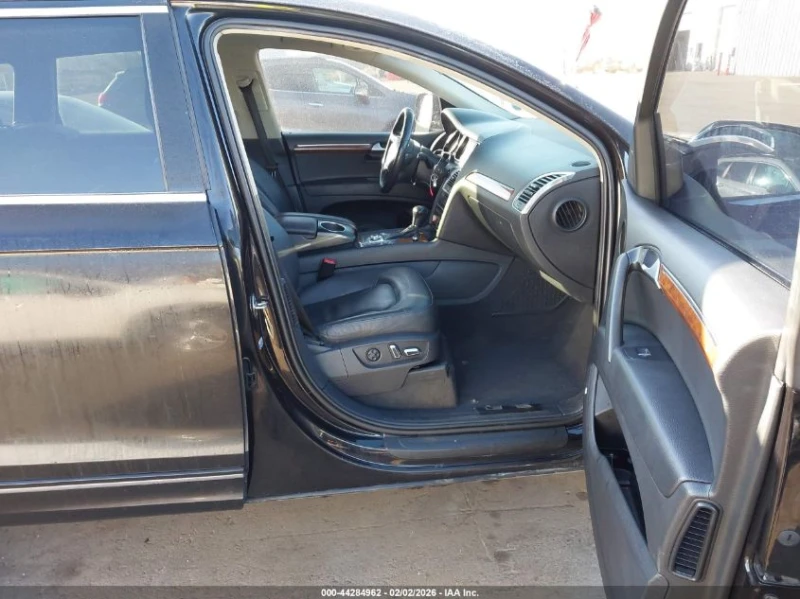 Audi Q7 3.0T Premium, снимка 5 - Автомобили и джипове - 53577876