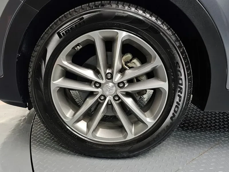 Hyundai Santa fe Diesel 2.0 2Wd Exclusive, снимка 5 - Автомобили и джипове - 56018066