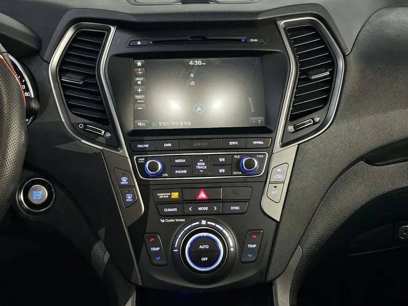 Hyundai Santa fe Diesel 2.0 2Wd Exclusive, снимка 16 - Автомобили и джипове - 56018066