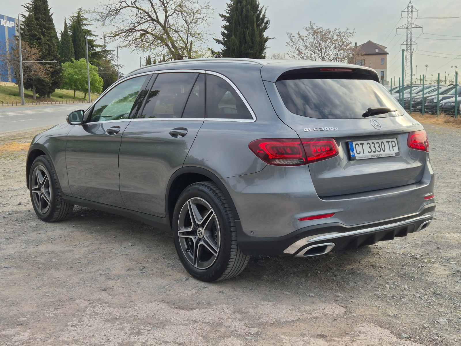 Mercedes-Benz GLC 300 d AMG 4 Matic, снимка 3 - Автомобили и джипове - 40421996