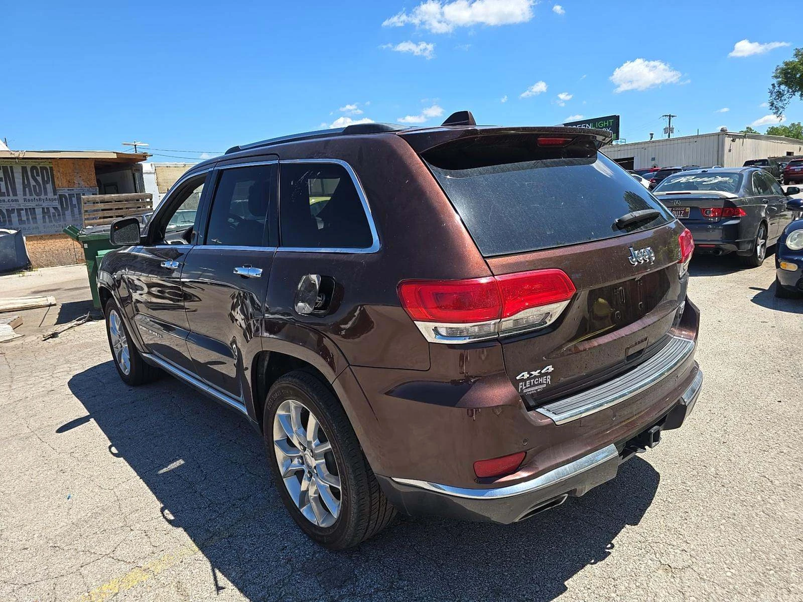 Jeep Grand cherokee SUMMIT* 8ZF* DIGITAL* DISTRONIK* ОБДУХ* ПАНО* HARM - изображение 3