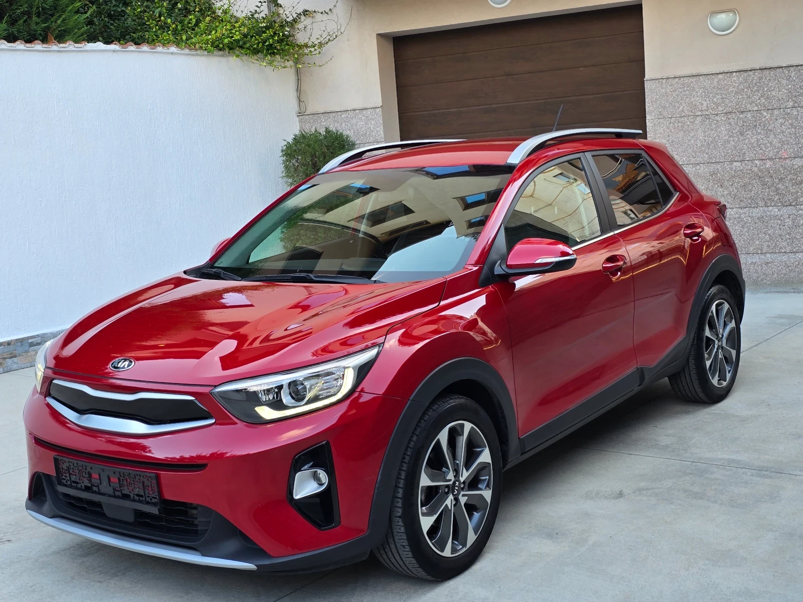 Kia Stonic 1.6  СRDI ENERGY - изображение 2