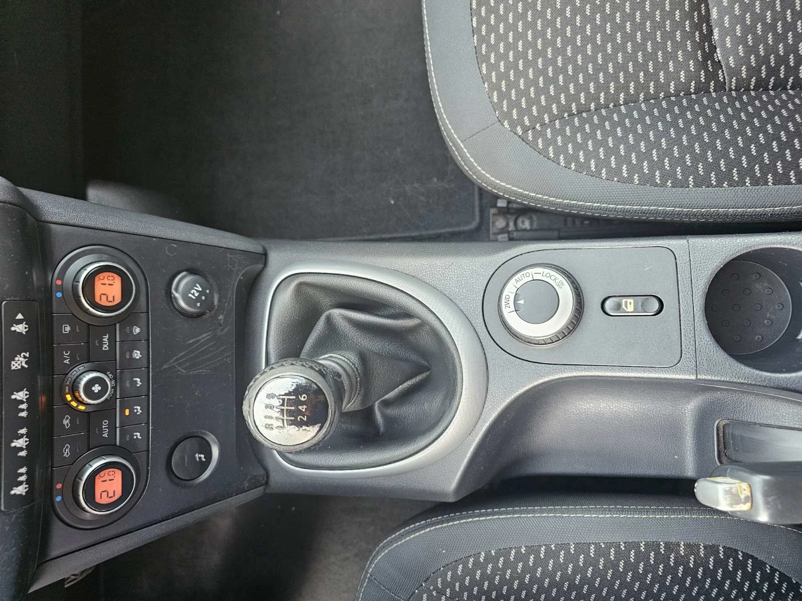 Nissan Qashqai  2.0i (141 кс) 4x4  - изображение 9