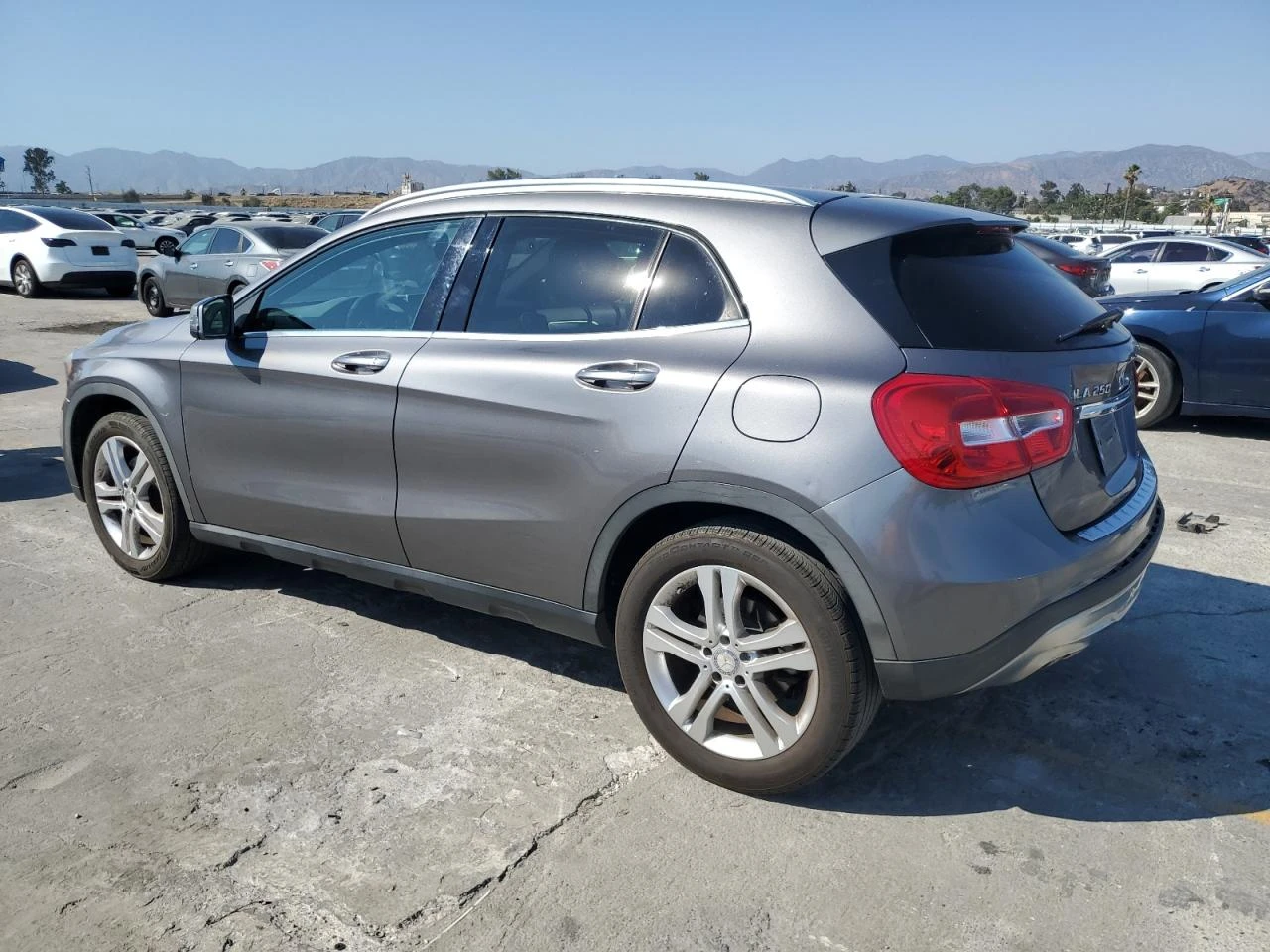 Mercedes-Benz GLA 250 * Възможност за лизинг* Крайна цена до БГ*  - изображение 4