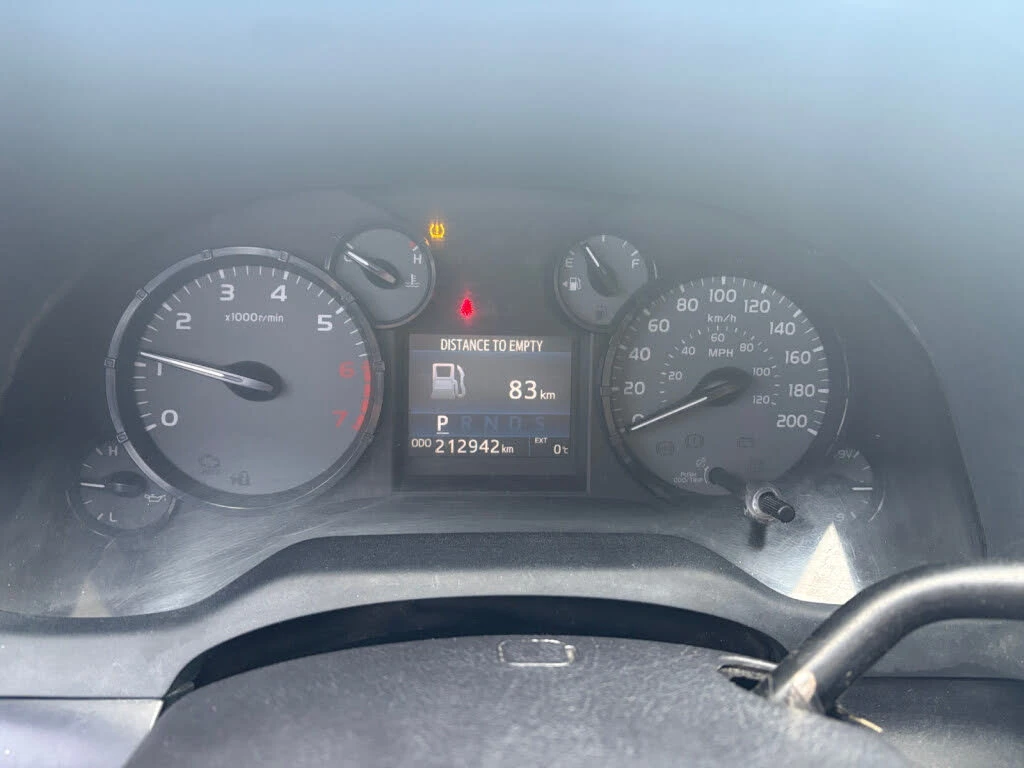 Toyota Tundra, снимка 12 - Автомобили и джипове - 53735007