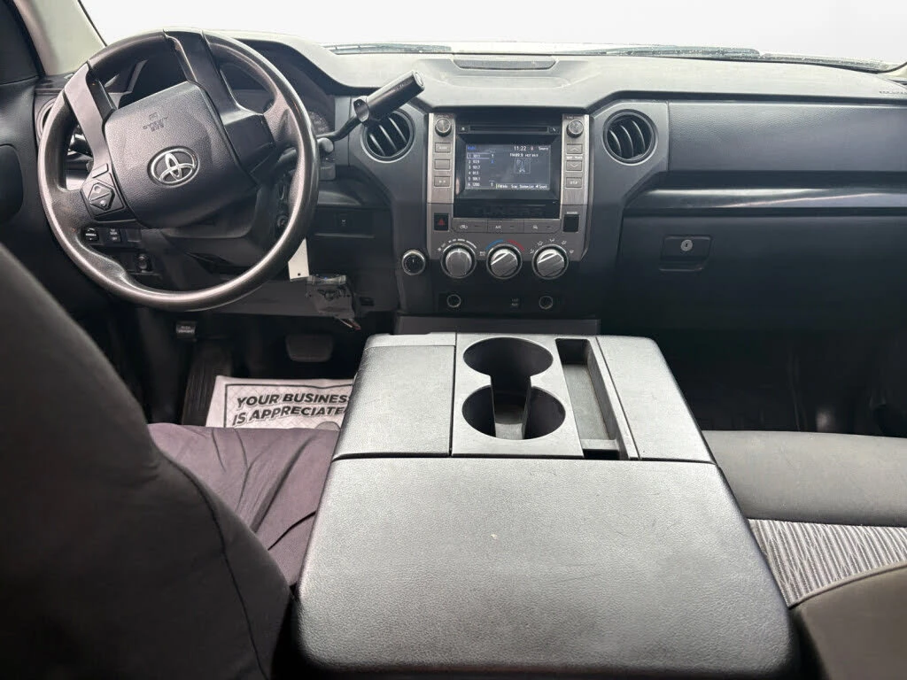 Toyota Tundra, снимка 9 - Автомобили и джипове - 53735007